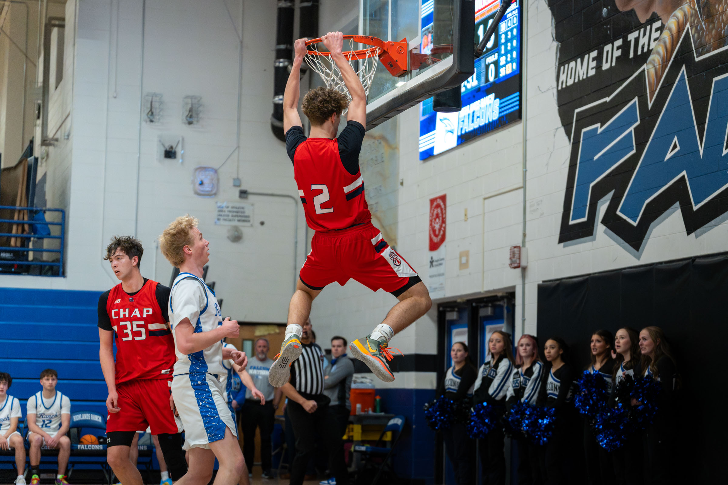 Dunk and rim hang, Highlands Ranch basketball, Denver metro